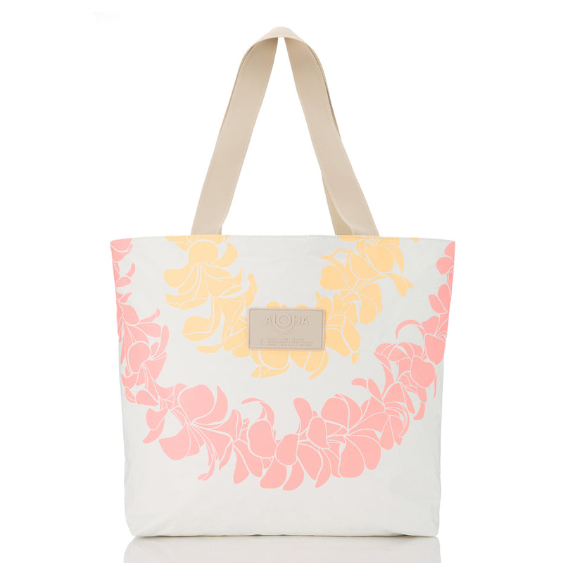 Day Tripper | Plumeria Lei