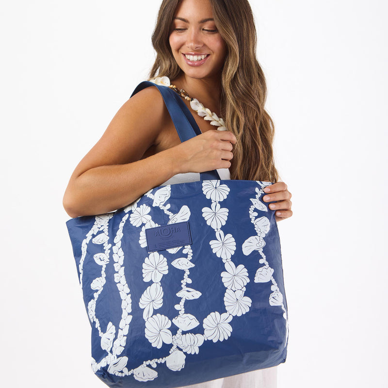 Day Tripper | Shell Lei