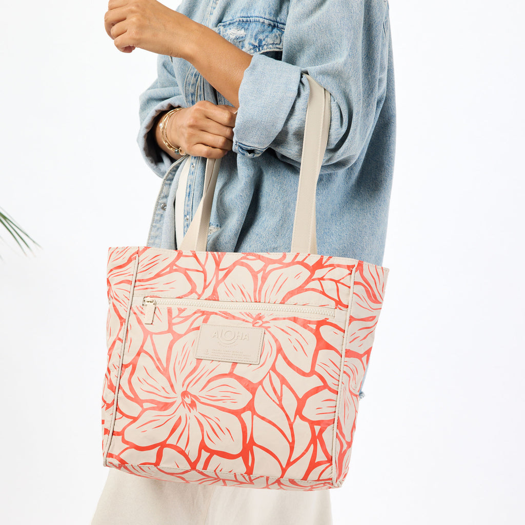 Go-To Tote | Backyard