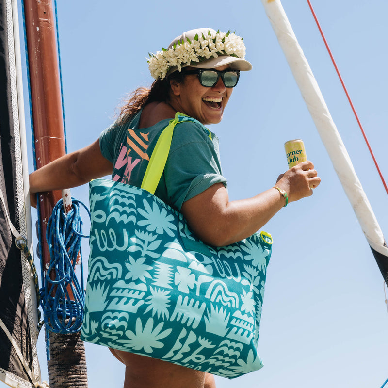 Carry-On Cooler Tote | Summer Club