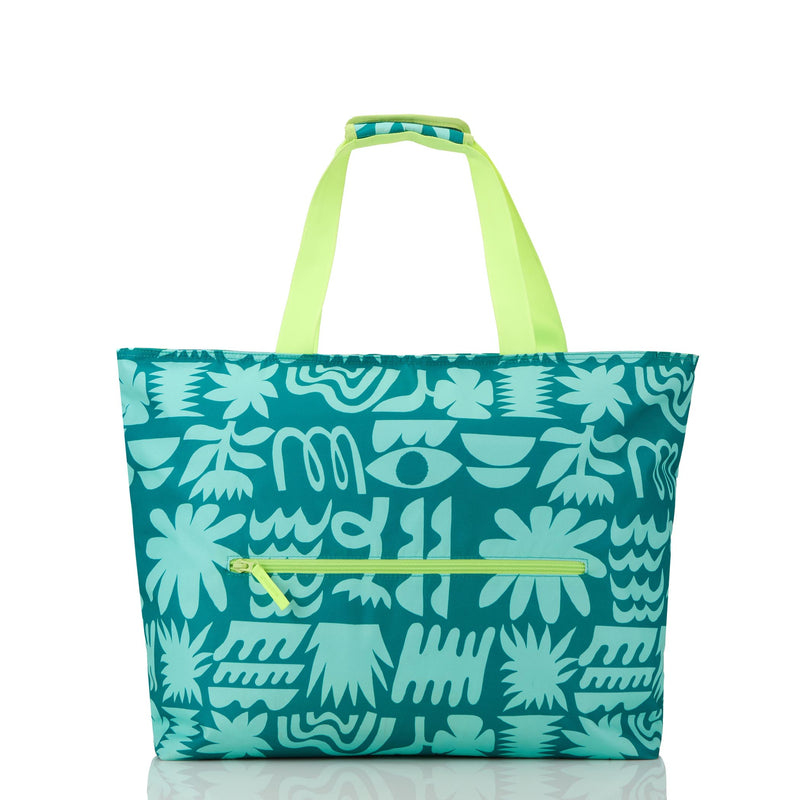 Carry-On Cooler Tote | Summer Club