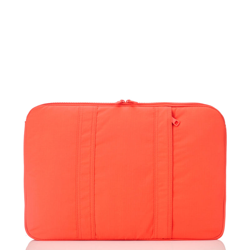 Keep It Light Laptop Case | Monochrome