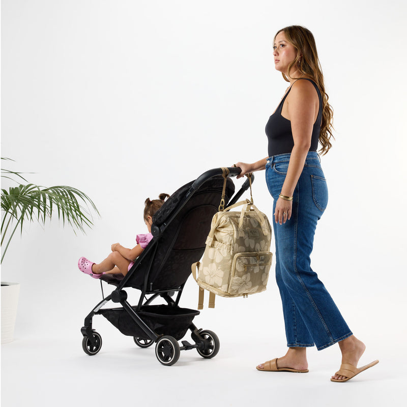Le Bébé | Hana Hou