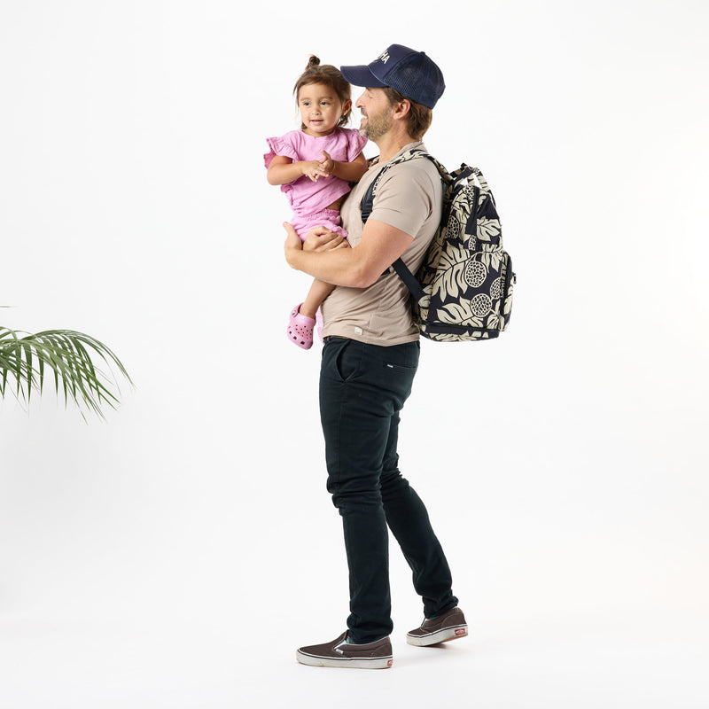 Le Bébé | Holomua