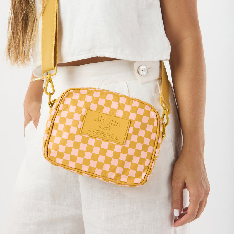 Le Tour | Petite Check