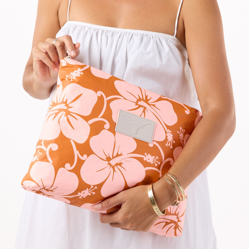 MAX Pouch | UT Hana Hou