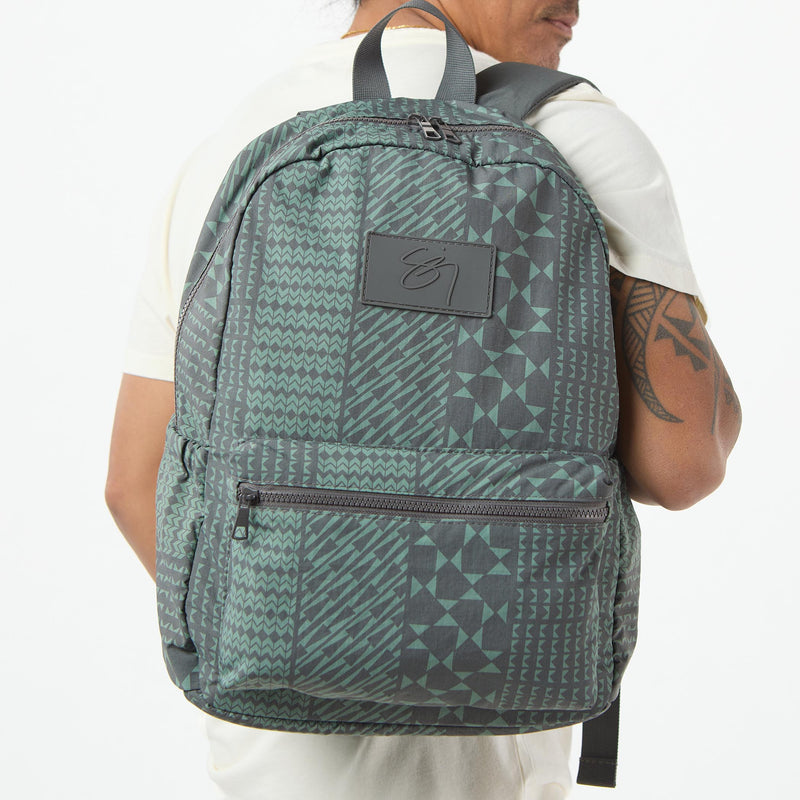 Keep It Light Backpack | Hekilike’eke’ekauilapōhaku