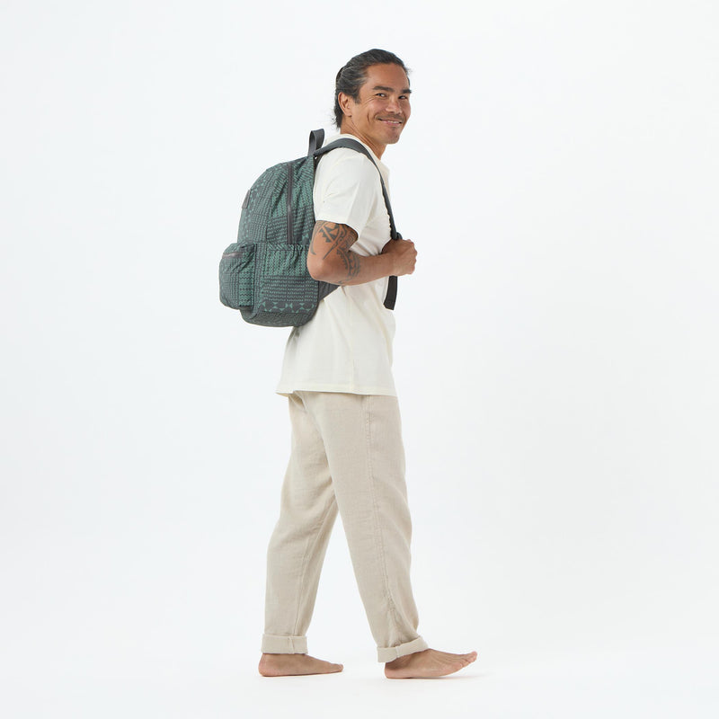 Keep It Light Backpack | Hekilike’eke’ekauilapōhaku