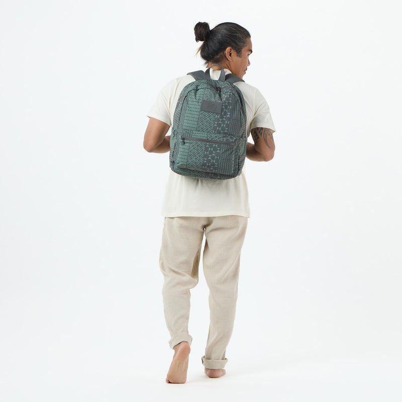 Keep It Light Backpack | Hekilike’eke’ekauilapōhaku