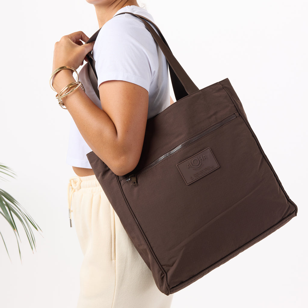 Keep It Light Daily Tote | Monochrome