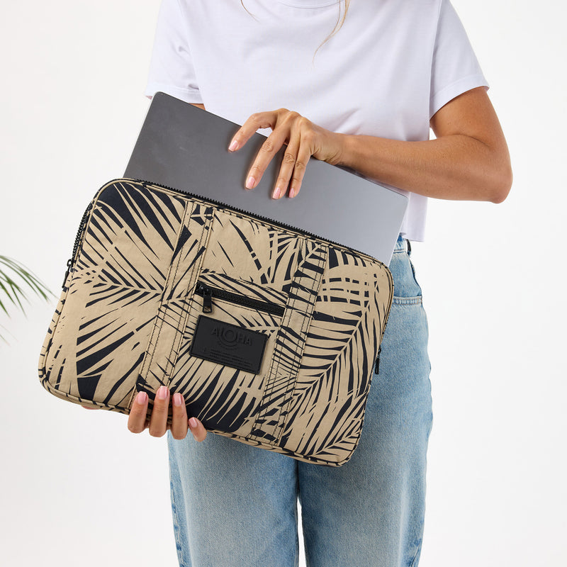 Keep It Light Laptop Case | Areca