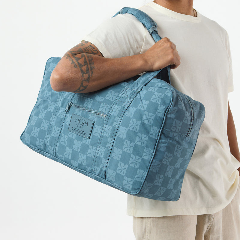 Keep It Light Weekender | Pua Check