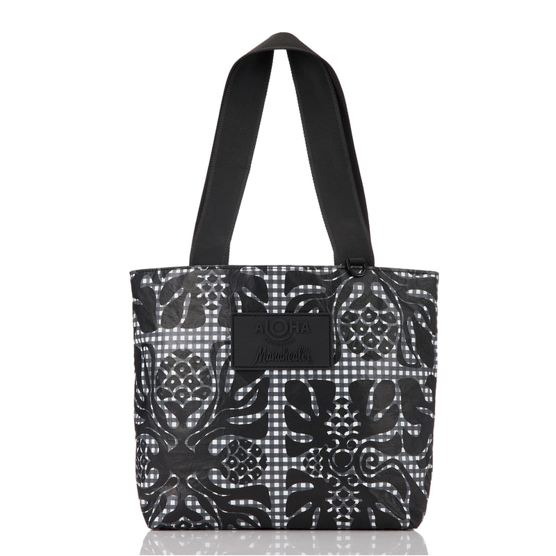 Holiday Gift Box Set | Black Sand Beach by Manuhealiʻi