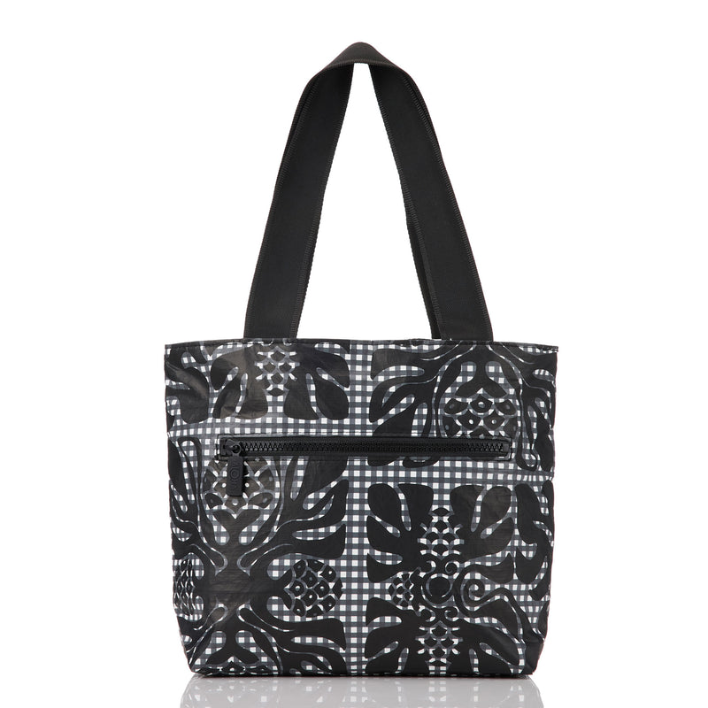 Holiday Gift Box Set | Black Sand Beach by Manuhealiʻi