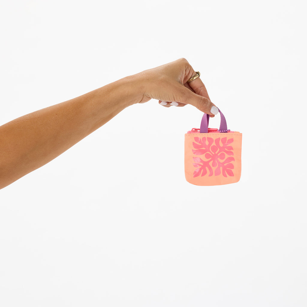 Tiny Tripper | Applique